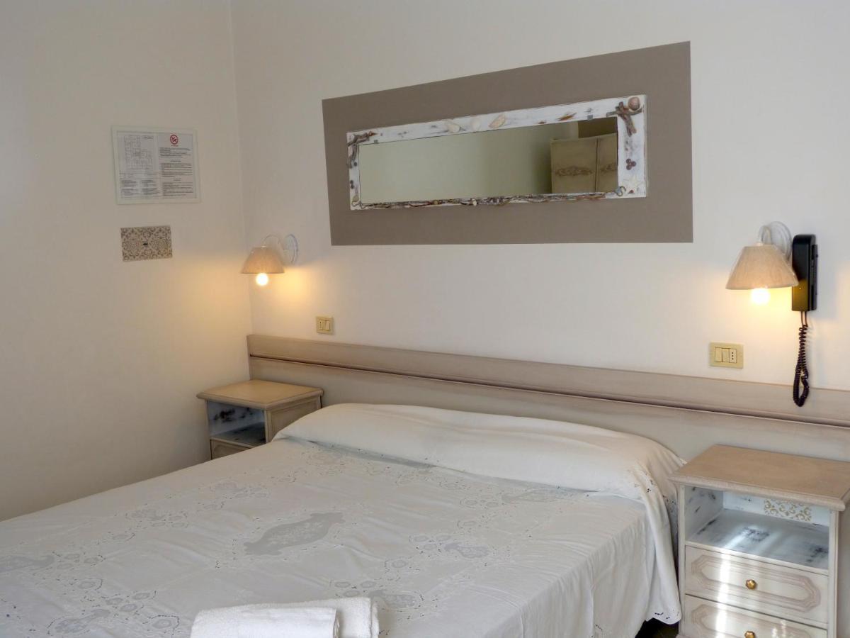 Hotel D'Annunzio 카톨리카 객실 사진